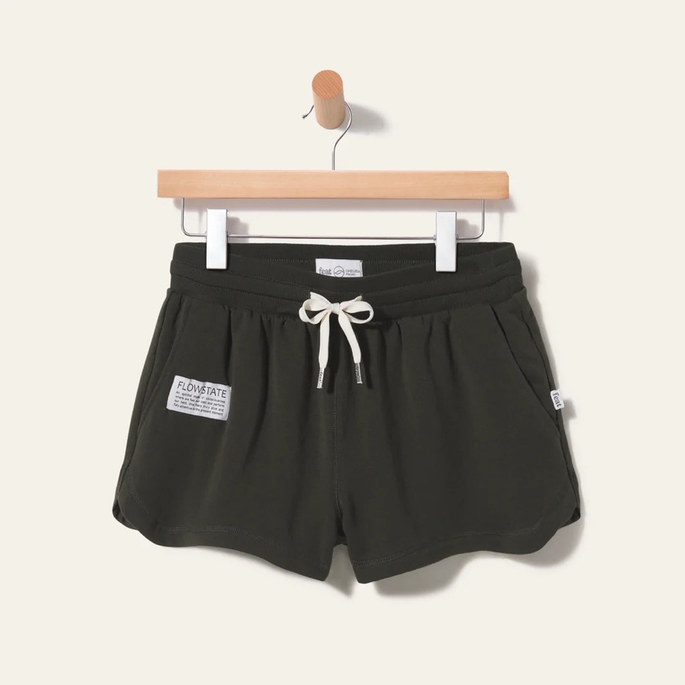 Made with TreeCell Plush, eco-innovative fabric for daily wear.